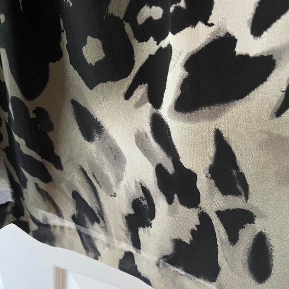 KENSIE Dress, black/grey/white animal print. - Picture 6 of 7